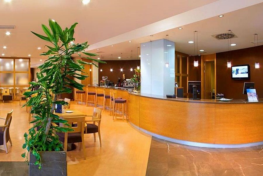Flag Hotel Valencia - Florazar Massalfassar Bagian luar foto